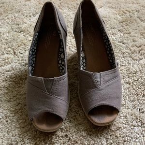 Toms wedge heels